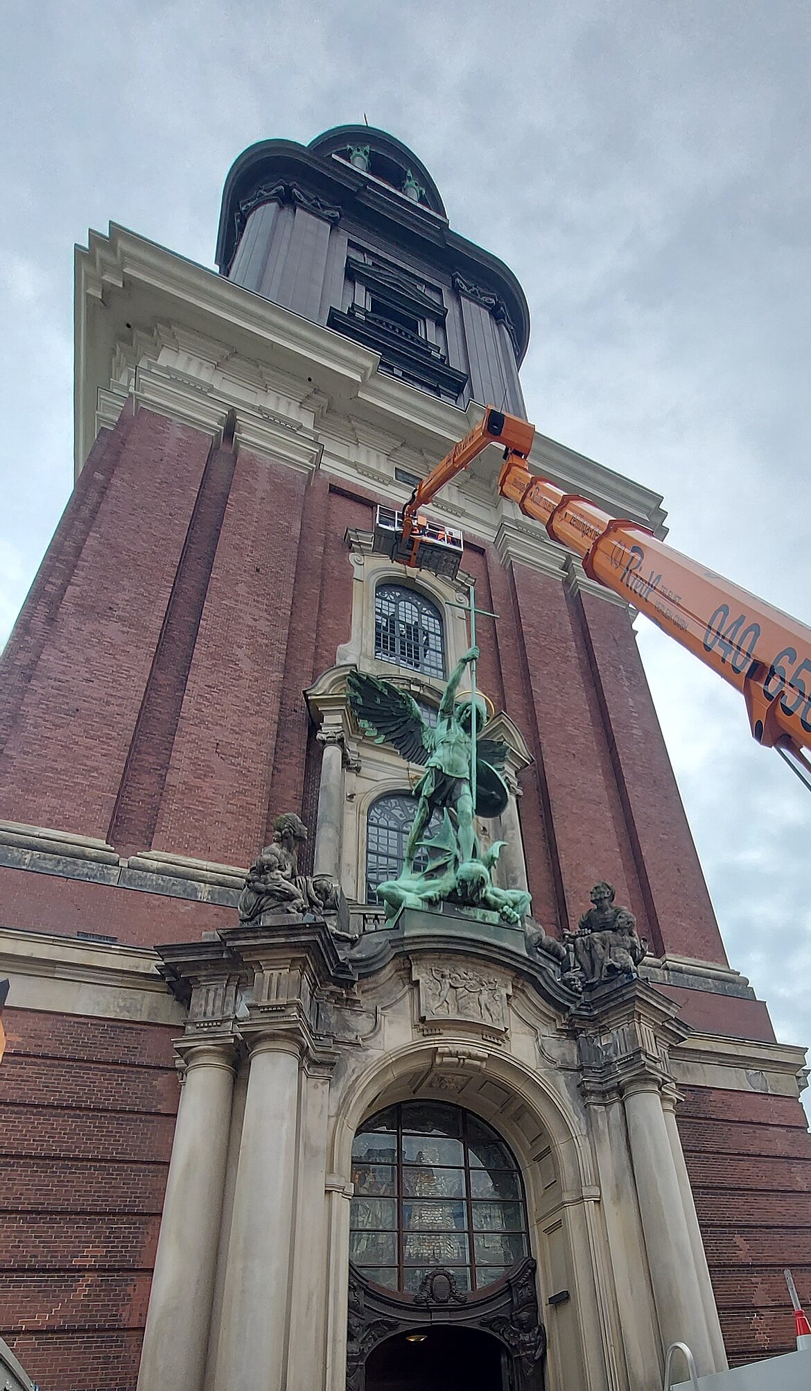 Sanierungsarbeiten St. Michaelis