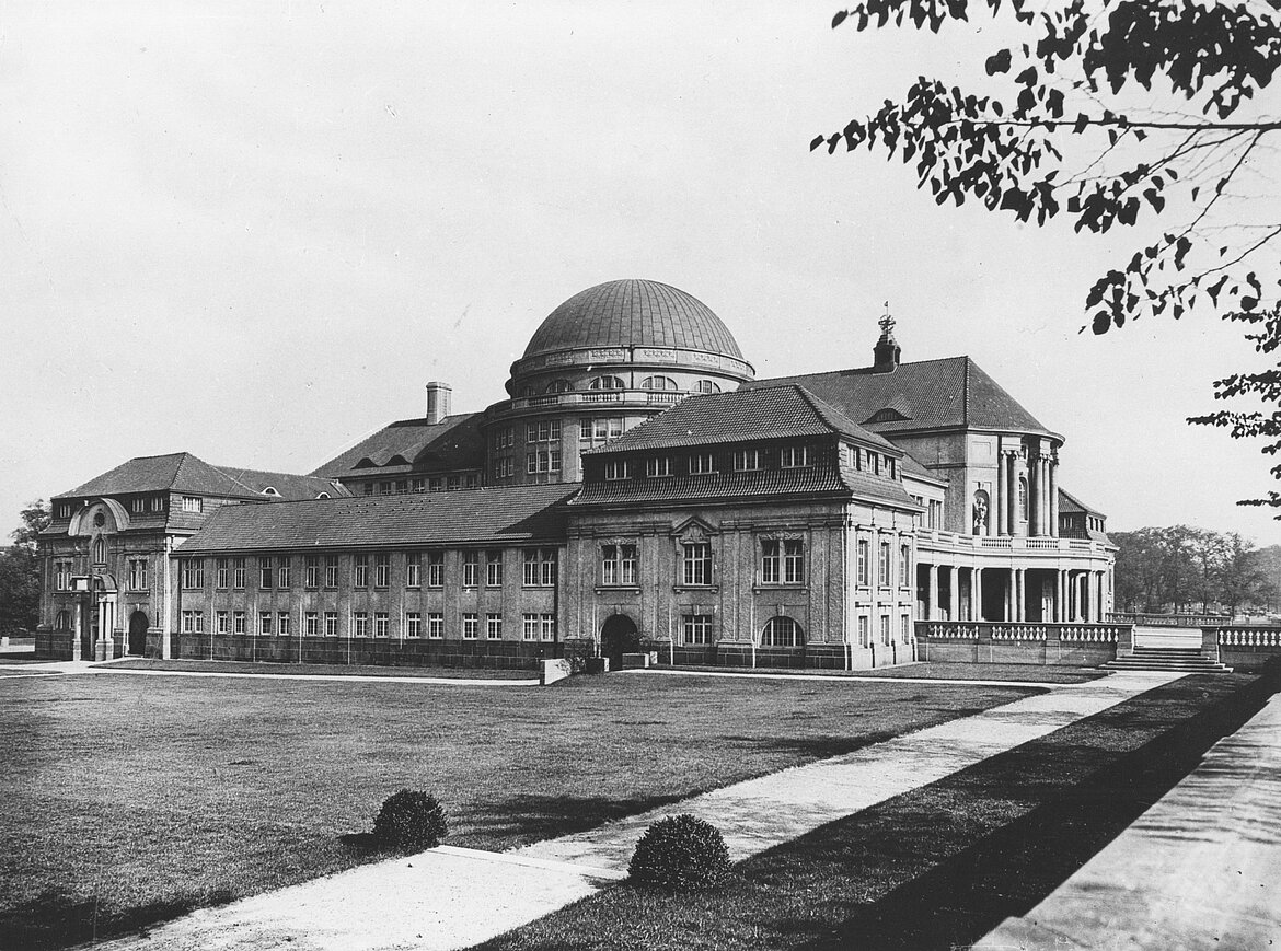 Hauptgebäude der Universität Hamburg